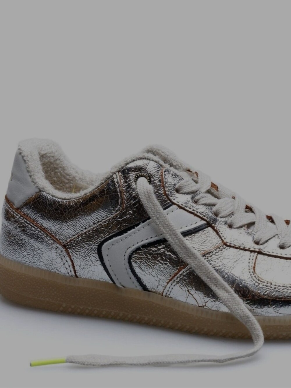 Verbenas Sora Breck Sneakers – Silver – US 3.7 neon green tipped shoe laces. - Picture 3 of 8